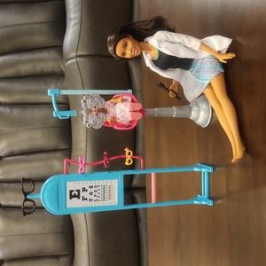 Barbie Careers Eye Doctor and Doll Set